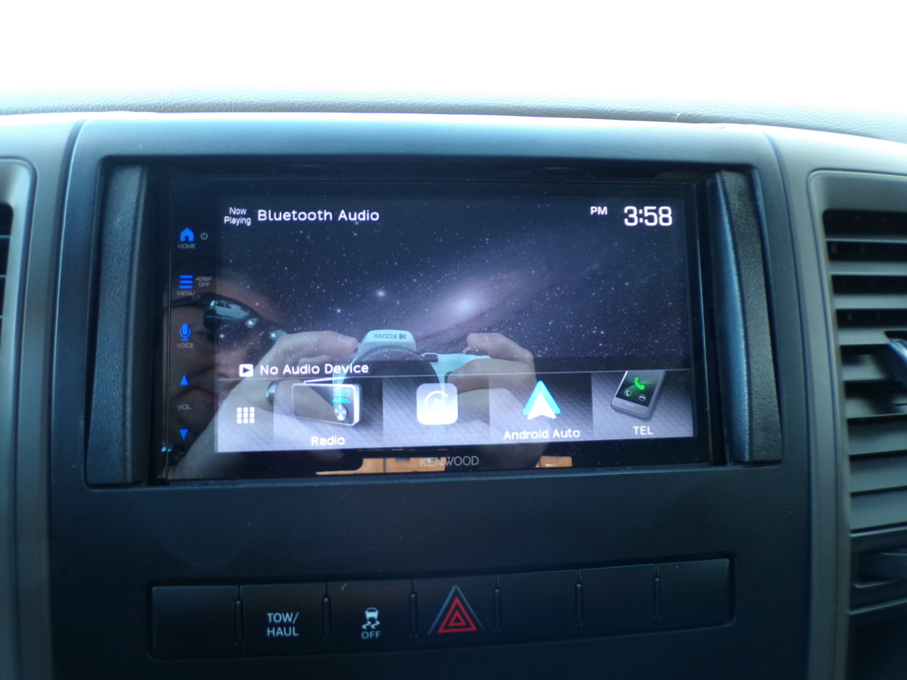 RAM 1500 2WD Crew Cab 140.5" Express 2012