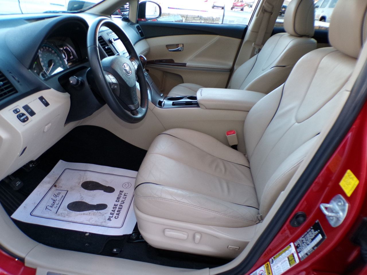 Toyota Venza 4dr Wgn I4 AWD (Natl) 2010