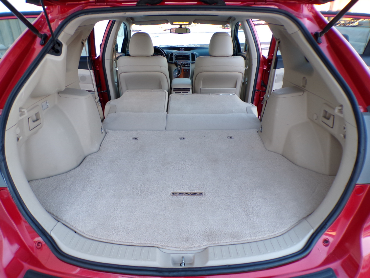 Toyota Venza 4dr Wgn I4 AWD (Natl) 2010