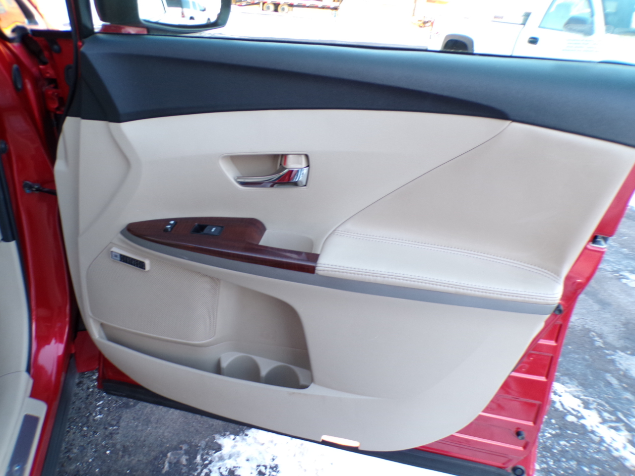 Toyota Venza 4dr Wgn I4 AWD (Natl) 2010