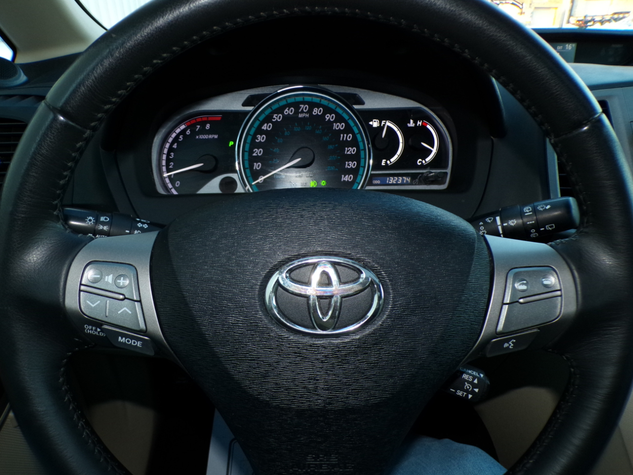 Toyota Venza 4dr Wgn I4 AWD (Natl) 2010