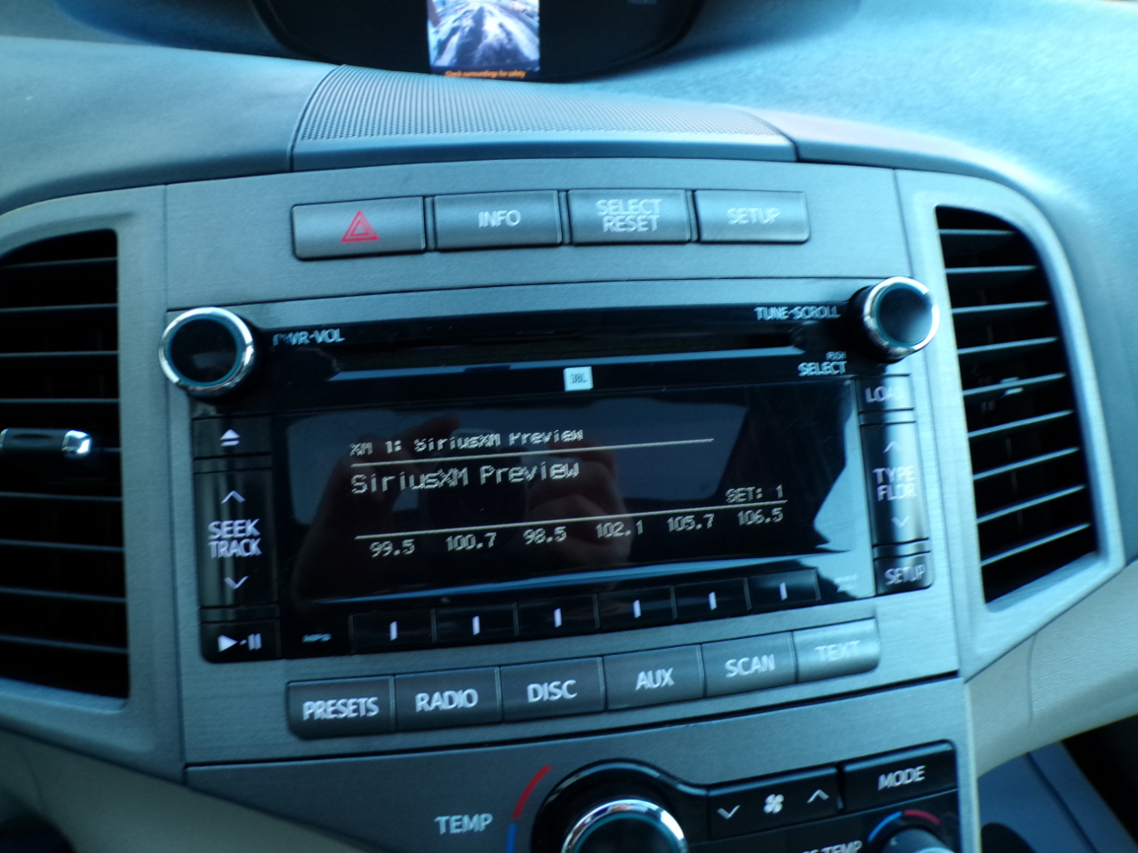 Toyota Venza 4dr Wgn I4 AWD (Natl) 2010