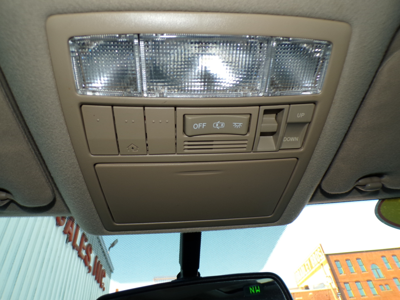 Toyota Venza 4dr Wgn I4 AWD (Natl) 2010