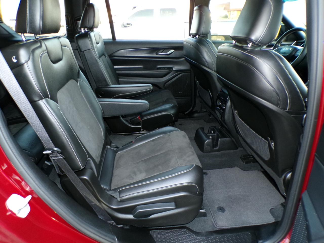 Jeep Grand Cherokee L Altitude X 4x4 2023