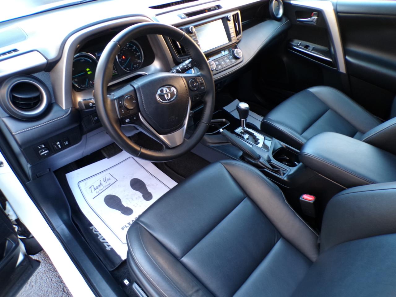 Toyota RAV4 Hybrid Limited AWD (Natl) 2017