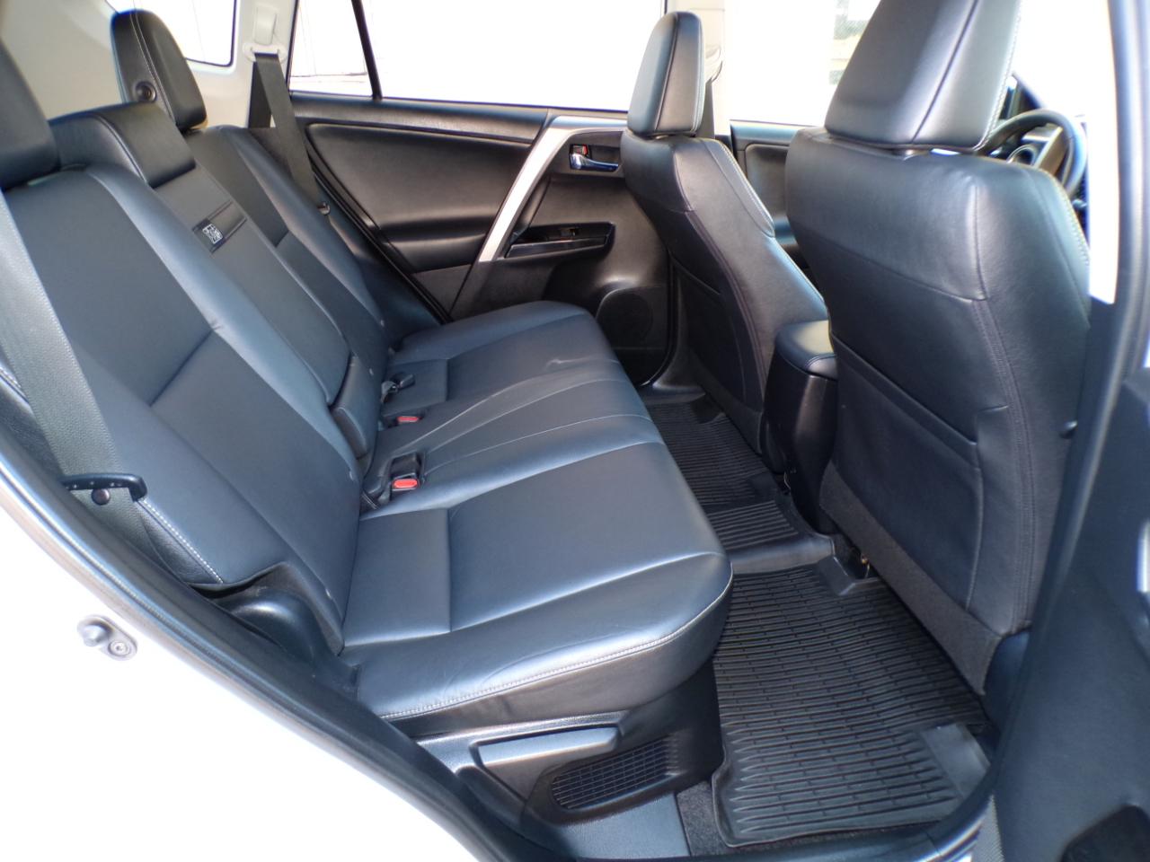 Toyota RAV4 Hybrid Limited AWD (Natl) 2017