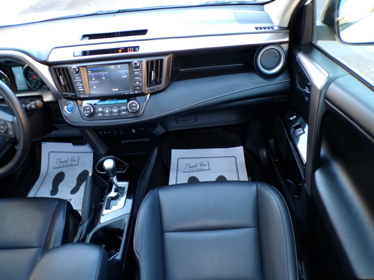 Toyota RAV4 Hybrid Limited AWD (Natl) 2017