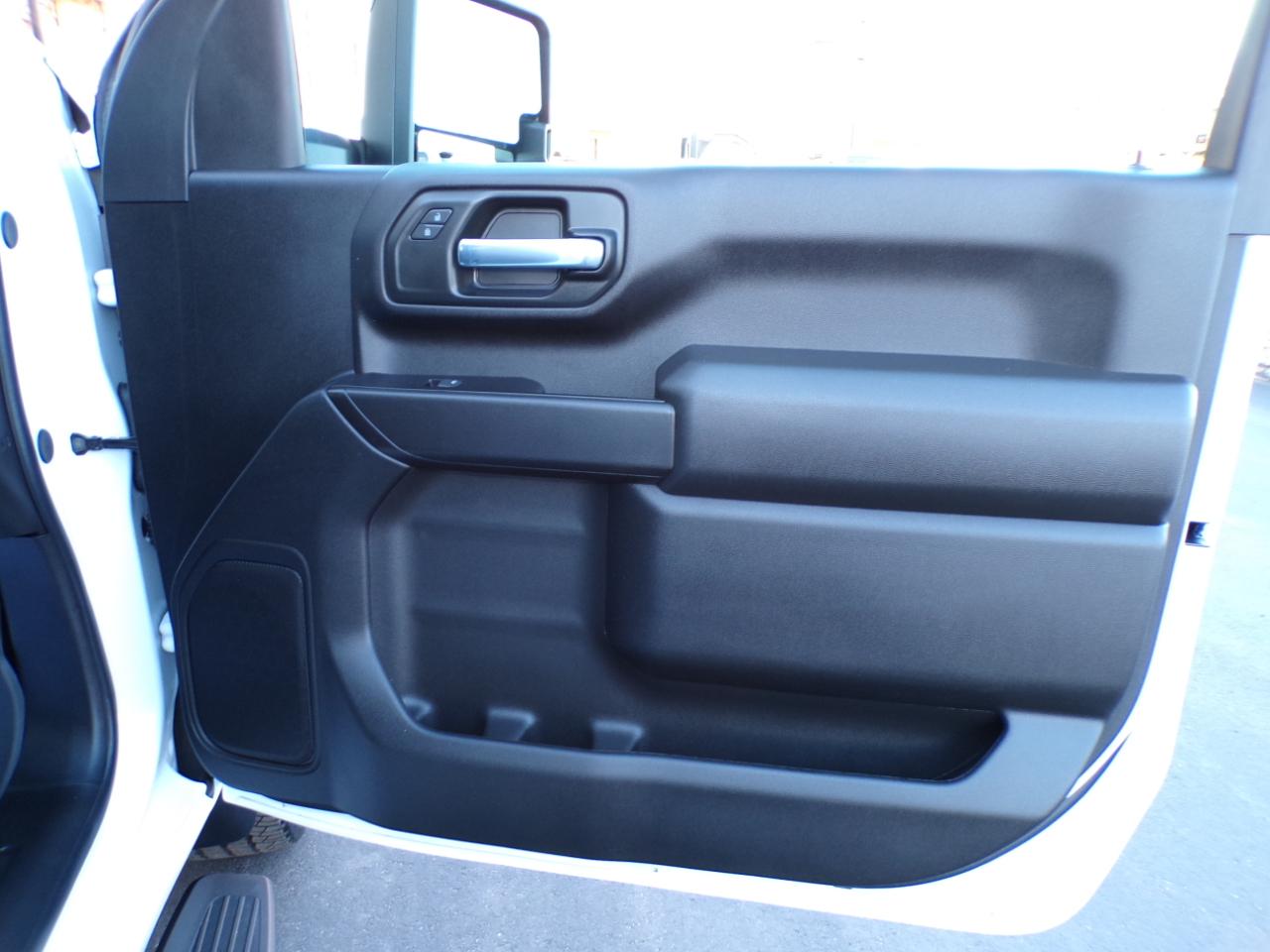 Chevrolet Silverado 3500HD 4WD Reg Cab 142" Work Truck 2025