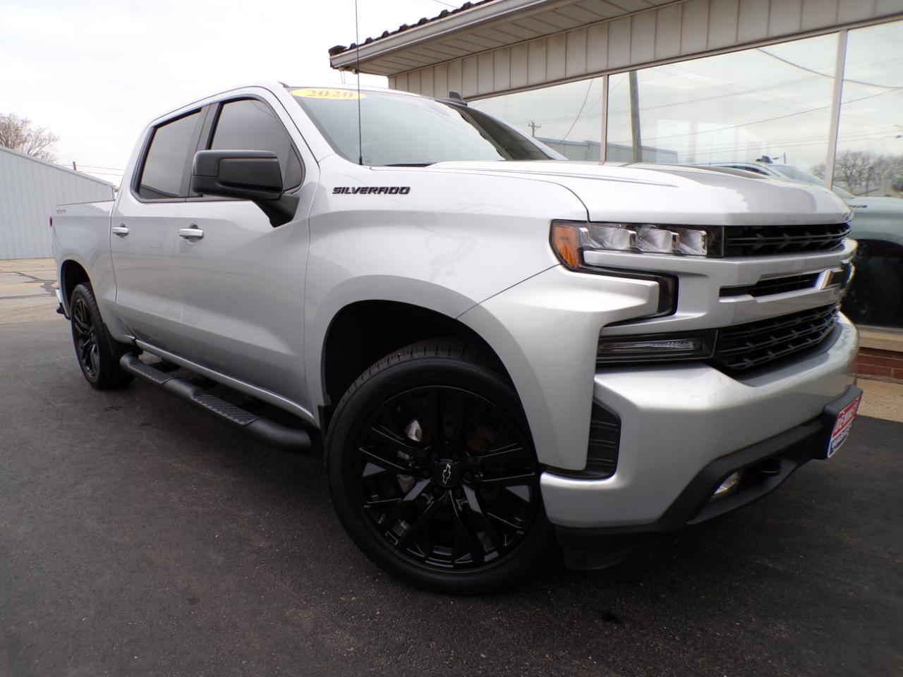 Chevrolet Silverado 1500 4WD Crew Cab 147" RST 2020