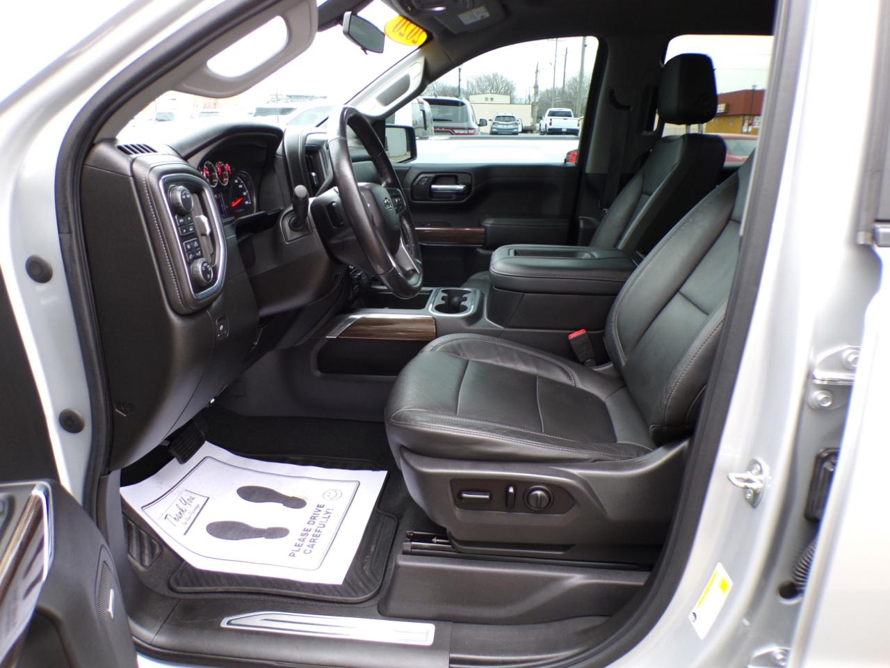 Chevrolet Silverado 1500 4WD Crew Cab 147" RST 2020