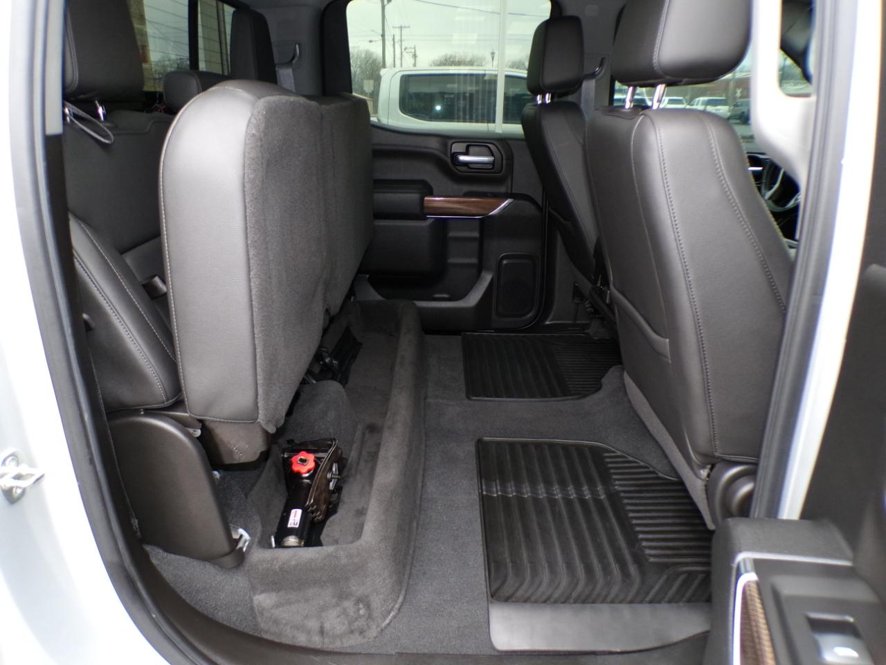 Chevrolet Silverado 1500 4WD Crew Cab 147" RST 2020