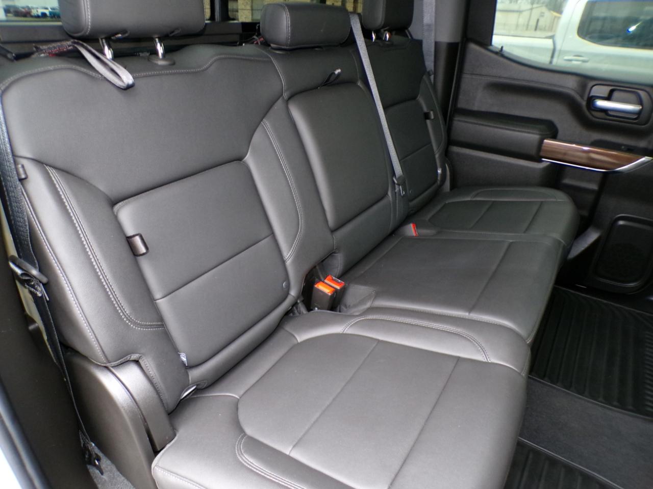 Chevrolet Silverado 1500 4WD Crew Cab 147" RST 2020