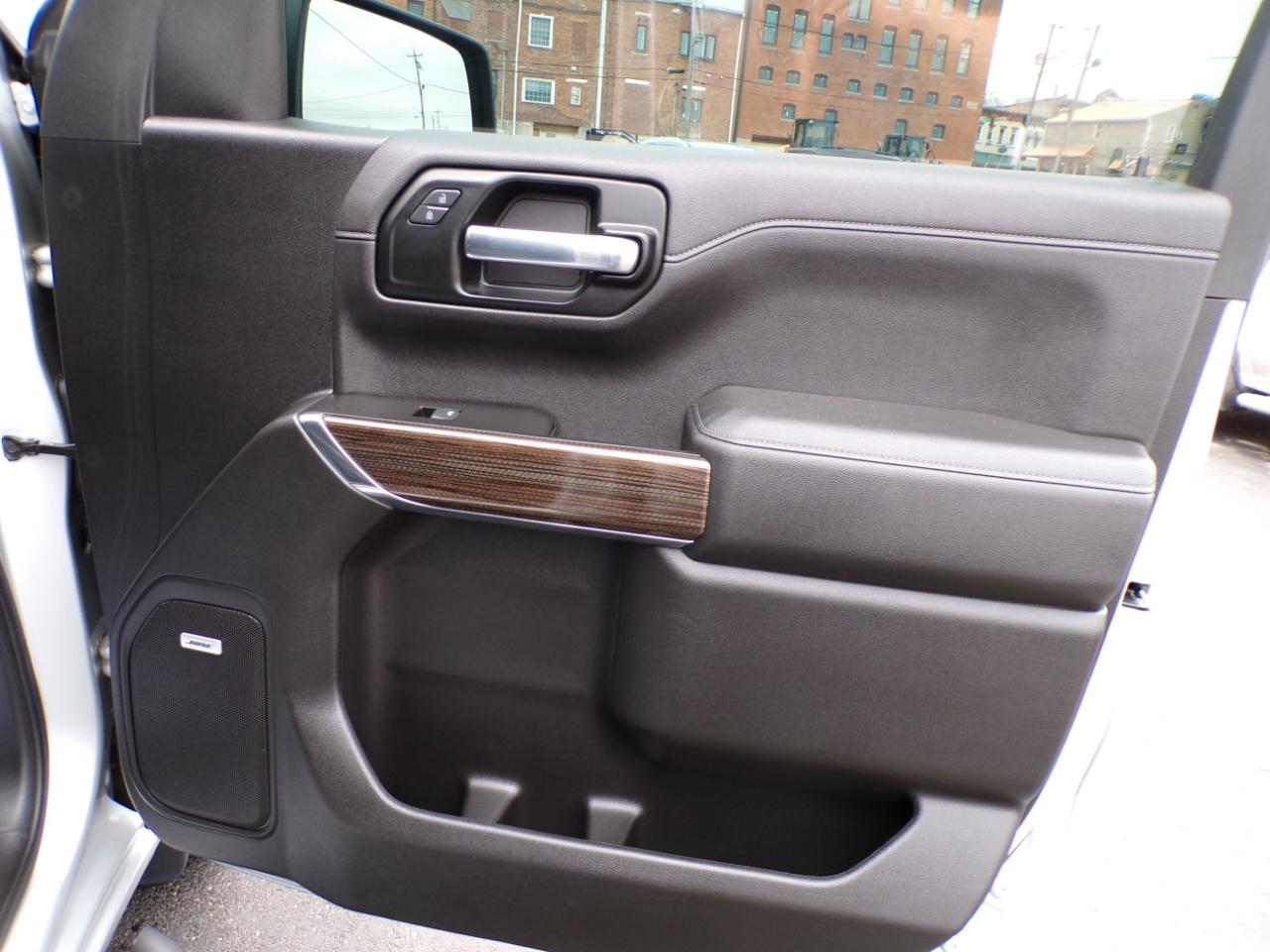 Chevrolet Silverado 1500 4WD Crew Cab 147" RST 2020