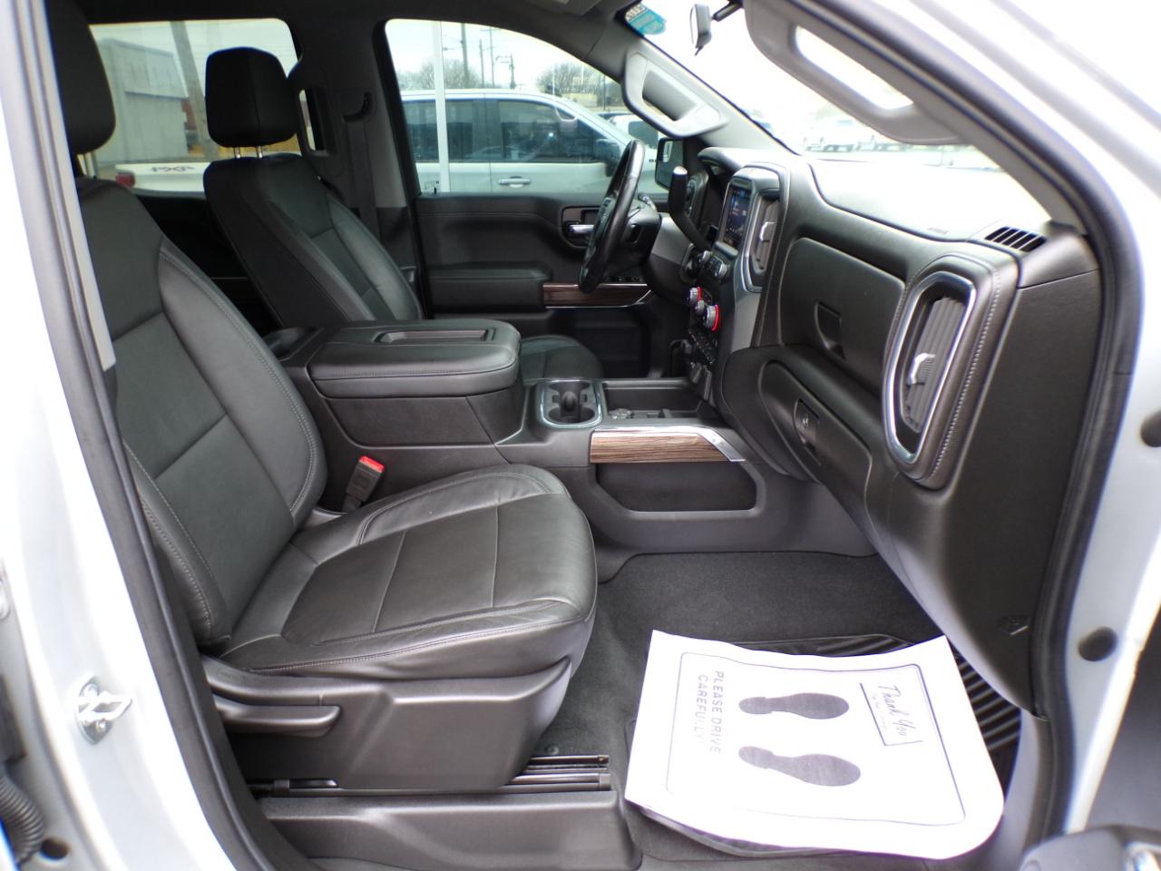 Chevrolet Silverado 1500 4WD Crew Cab 147" RST 2020