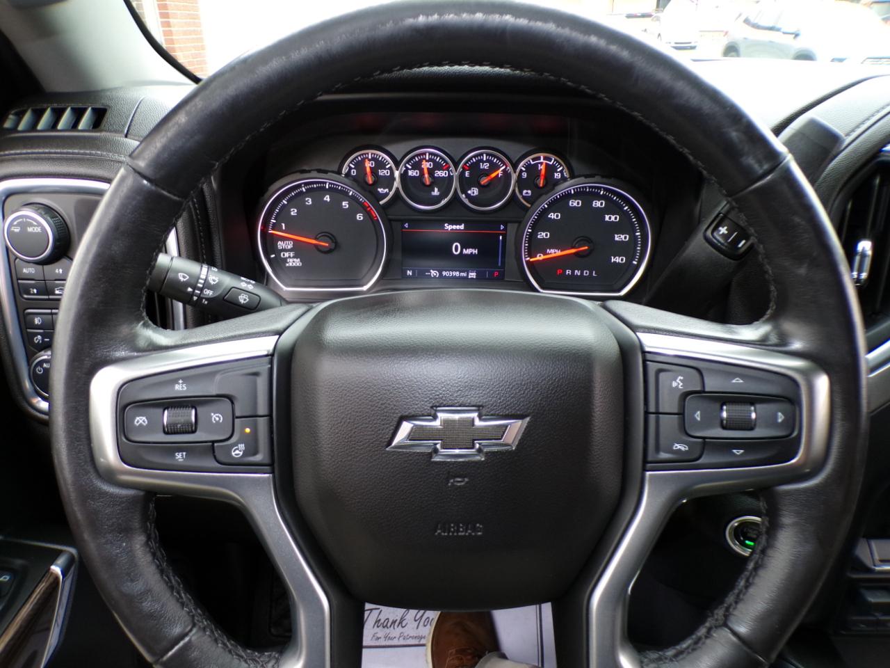 Chevrolet Silverado 1500 4WD Crew Cab 147" RST 2020