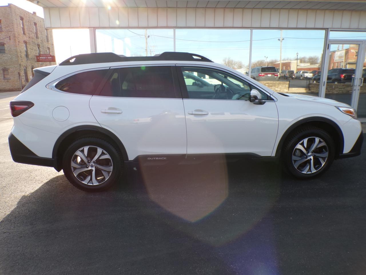 Subaru Outback Limited XT CVT 2021