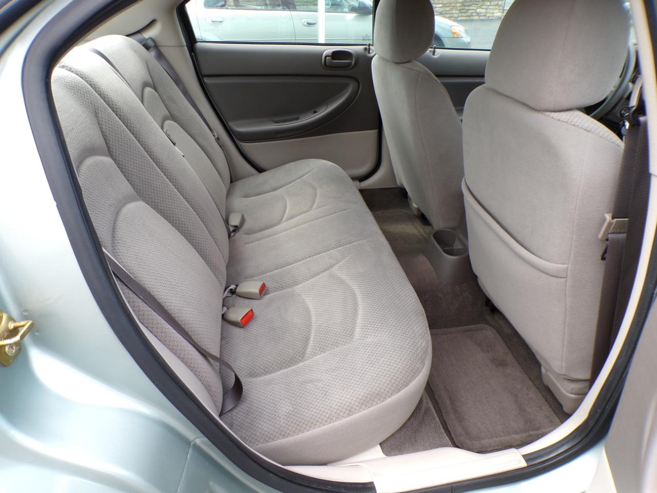 Chrysler Sebring Sdn 4dr 2006