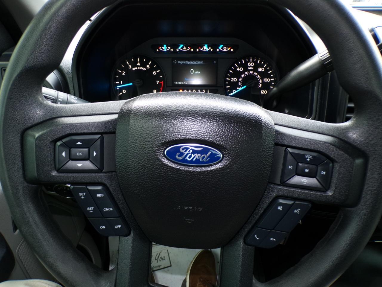 Ford F-150 2WD Reg Cab 122.5" XL 2016