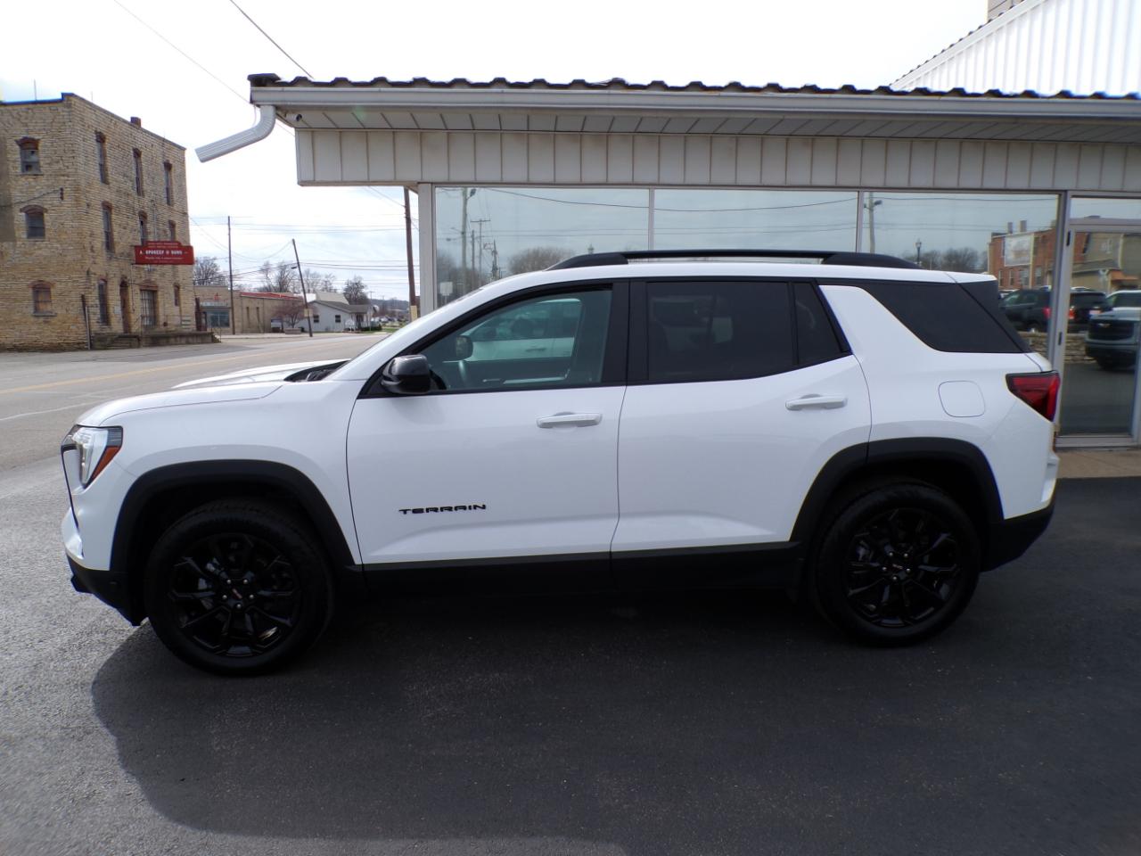 GMC Terrain FWD 4dr Elevation 2025