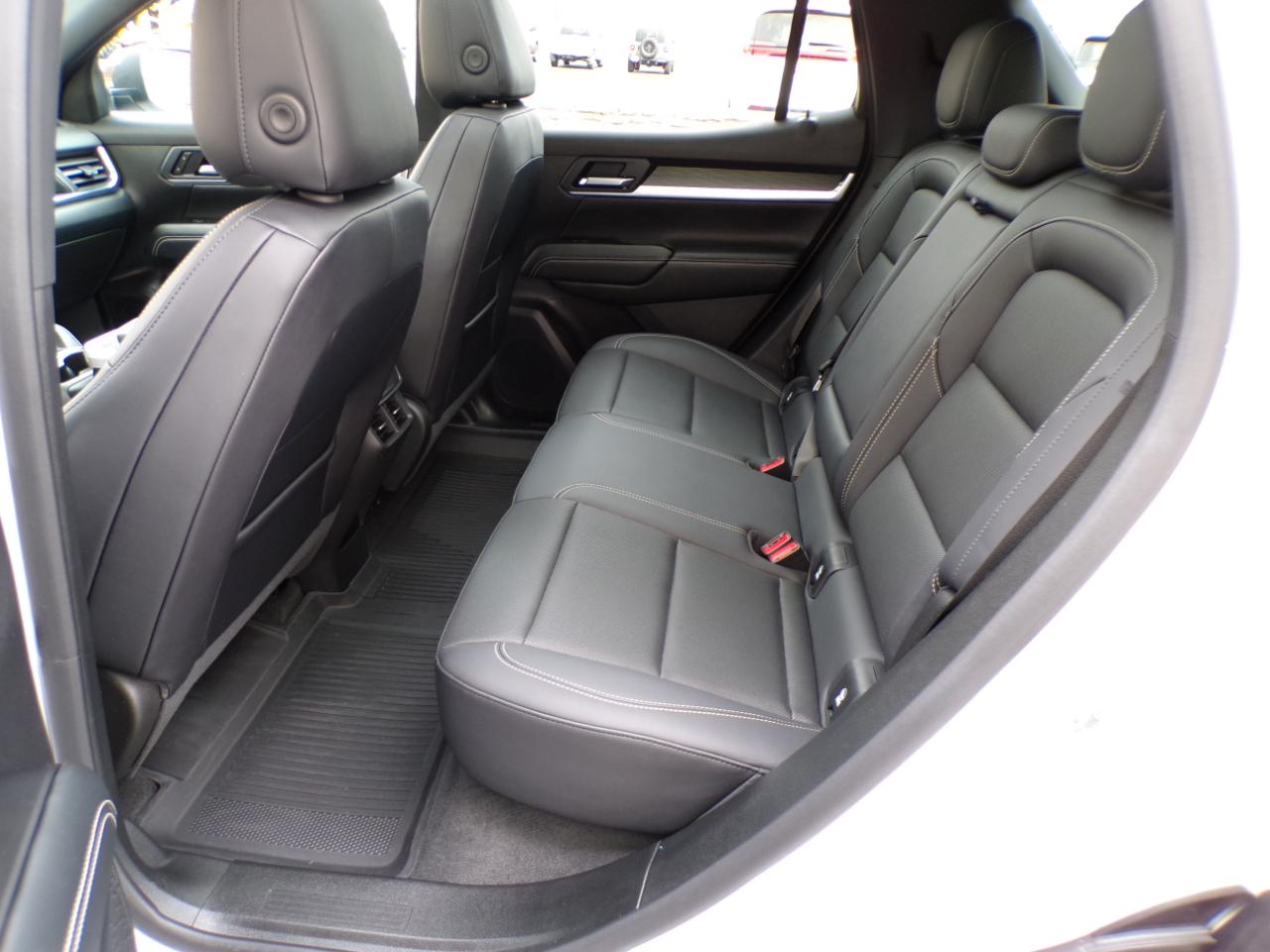 GMC Terrain FWD 4dr Elevation 2025