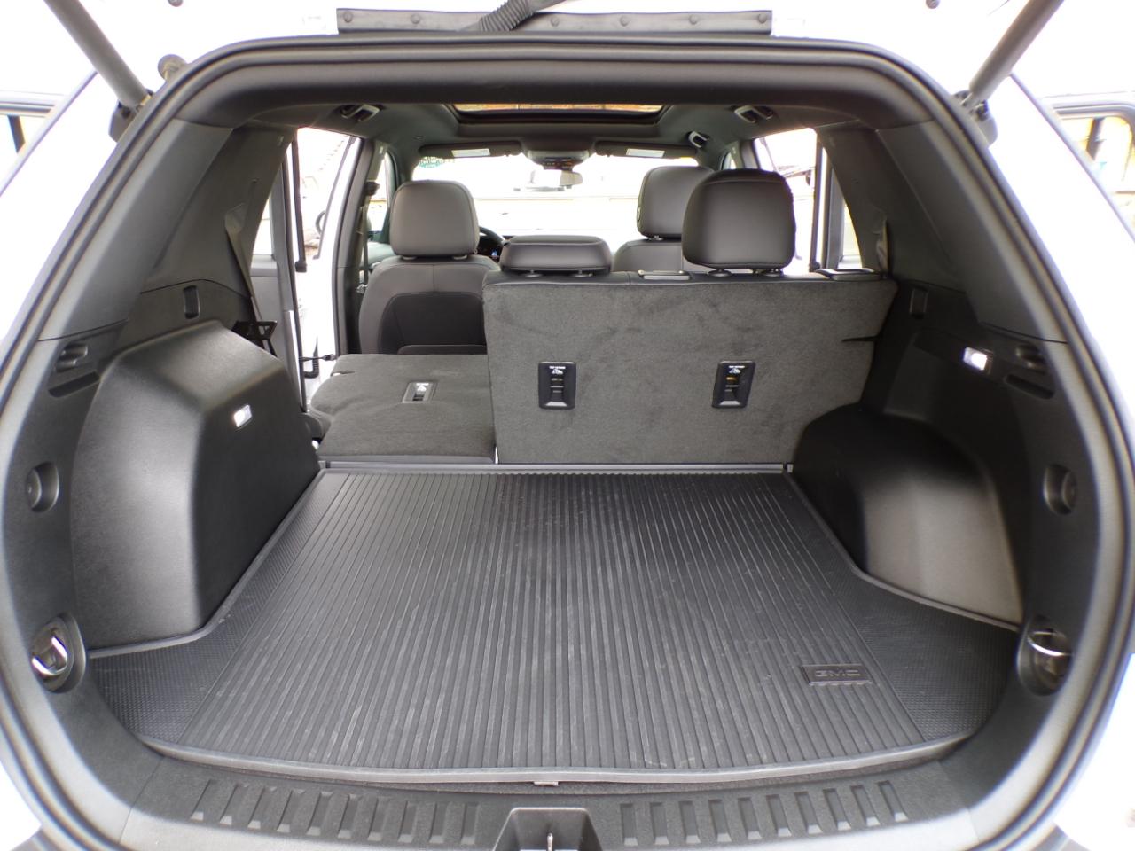 GMC Terrain FWD 4dr Elevation 2025