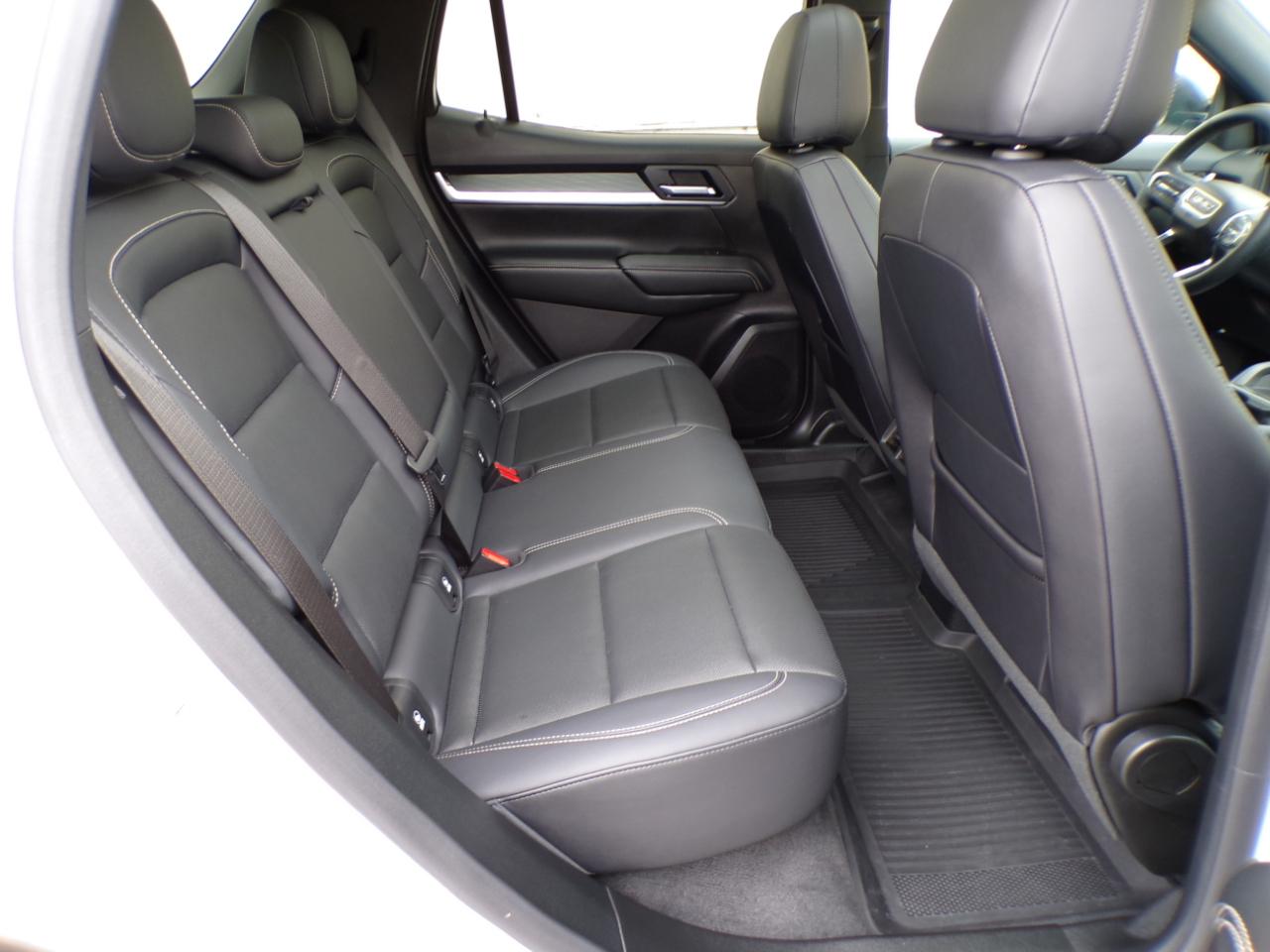 GMC Terrain FWD 4dr Elevation 2025