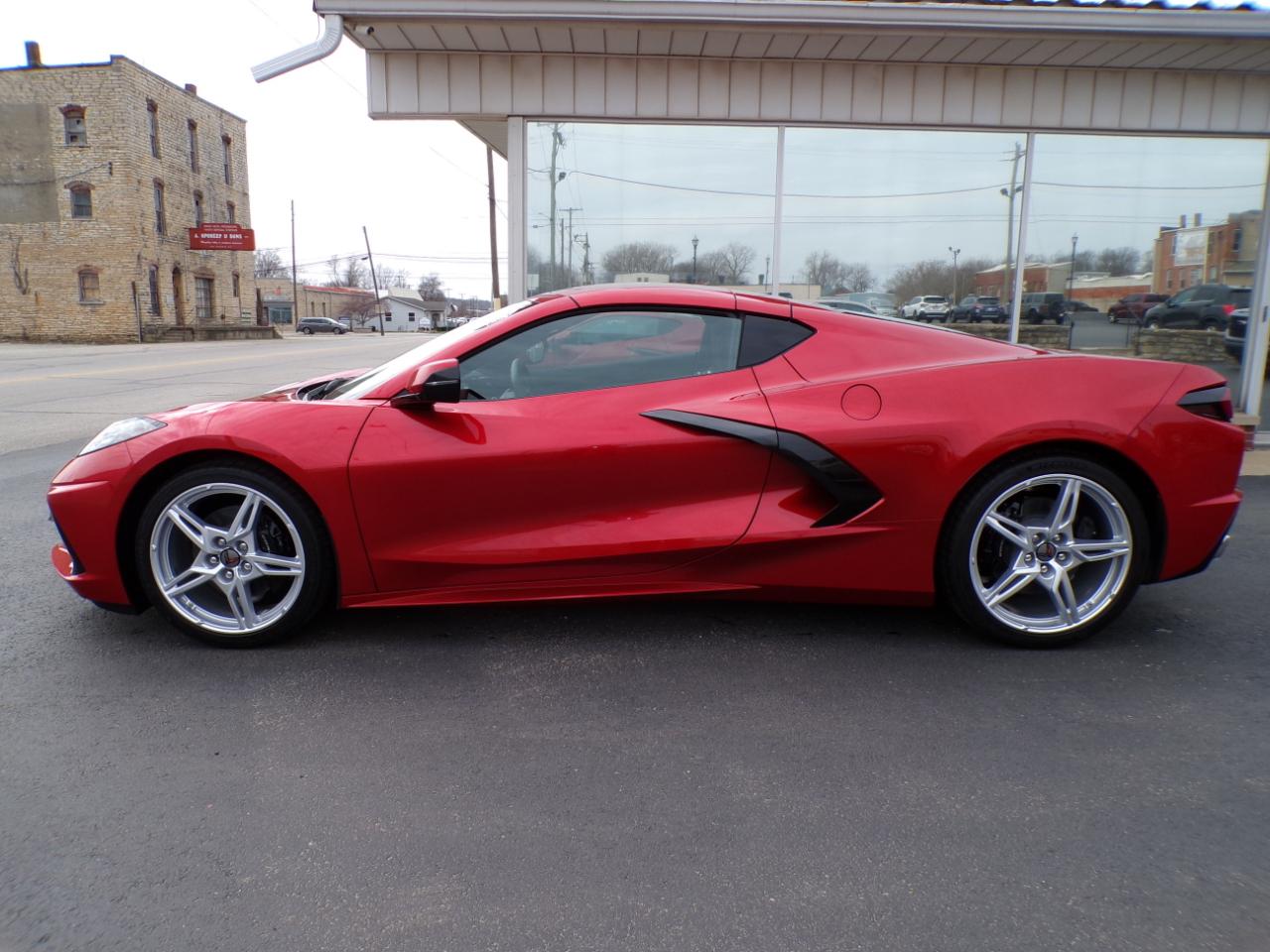 Chevrolet Corvette 2dr Stingray Cpe w/1LT 2021