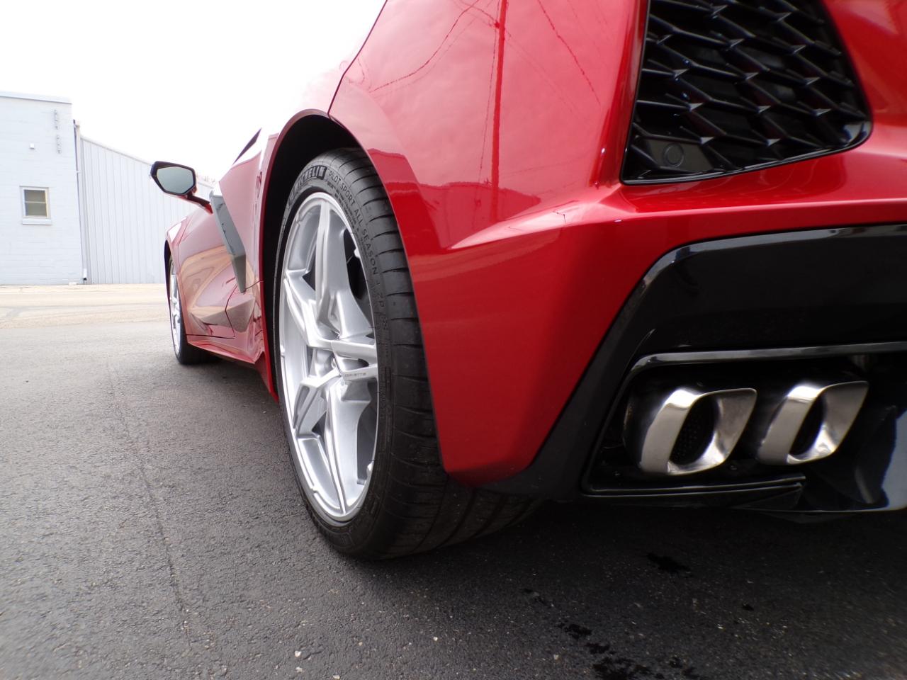 Chevrolet Corvette 2dr Stingray Cpe w/1LT 2021