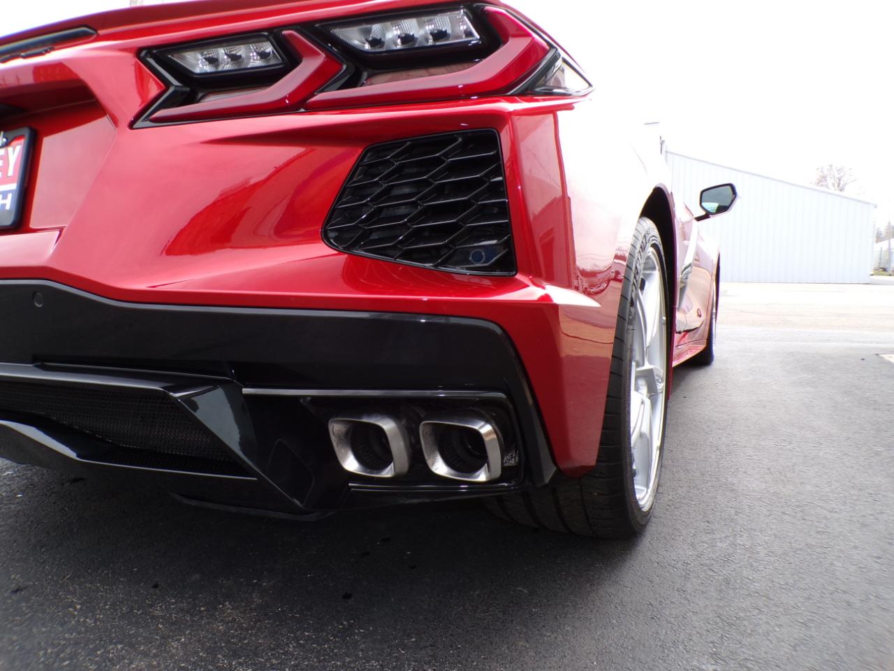 Chevrolet Corvette 2dr Stingray Cpe w/1LT 2021