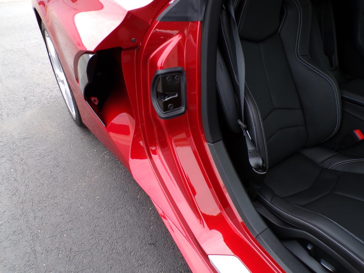 Chevrolet Corvette 2dr Stingray Cpe w/1LT 2021