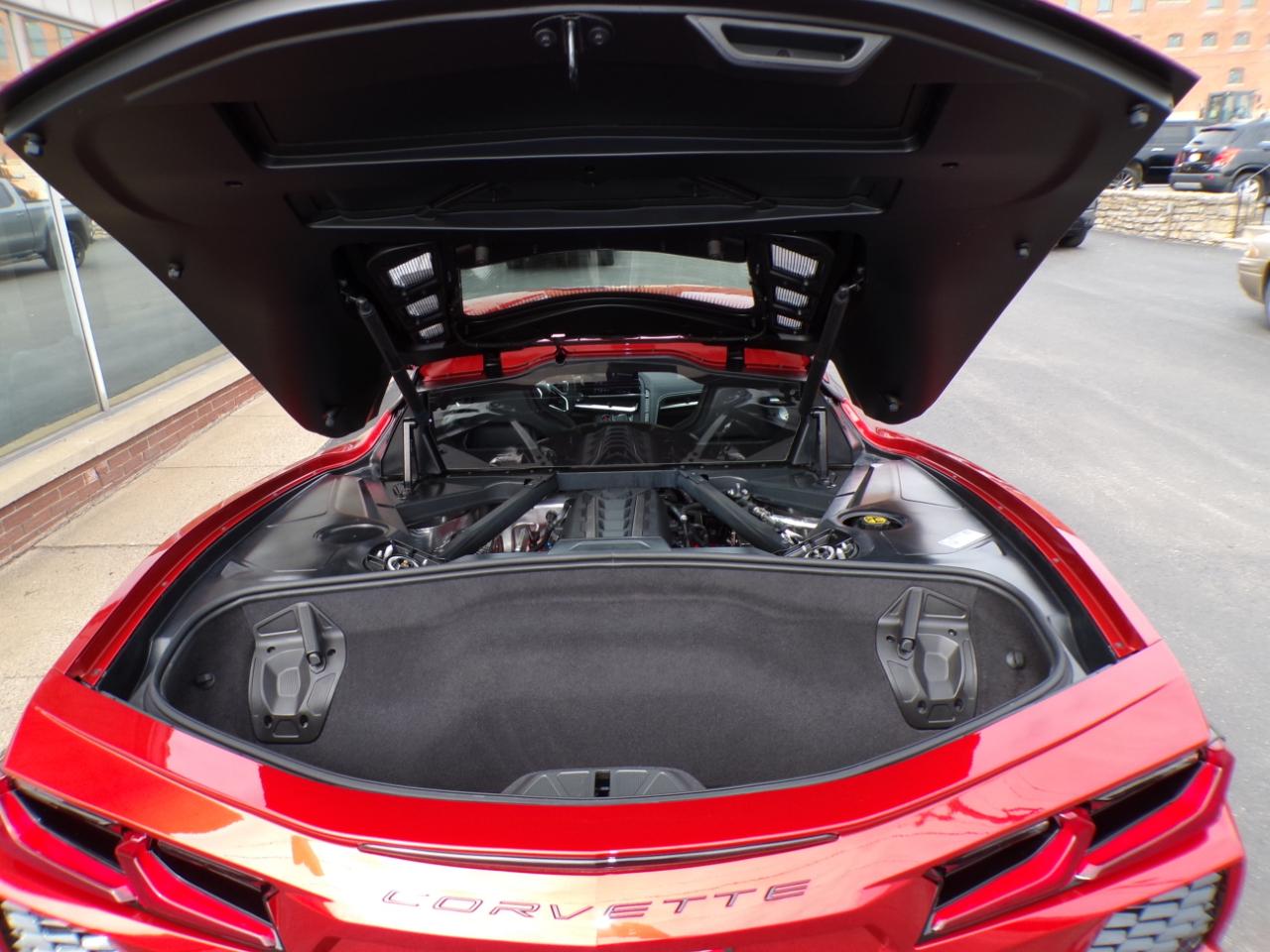 Chevrolet Corvette 2dr Stingray Cpe w/1LT 2021