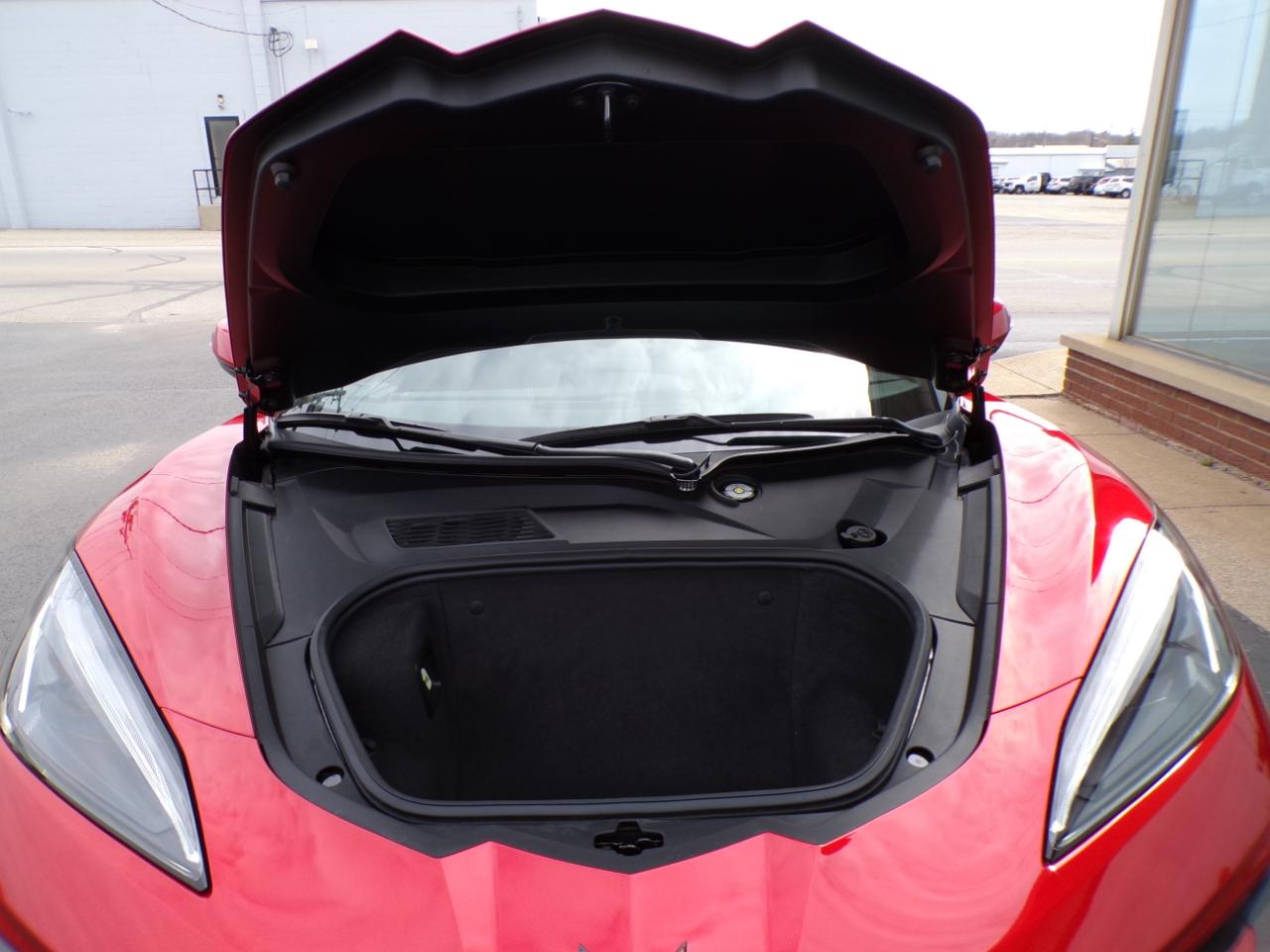 Chevrolet Corvette 2dr Stingray Cpe w/1LT 2021