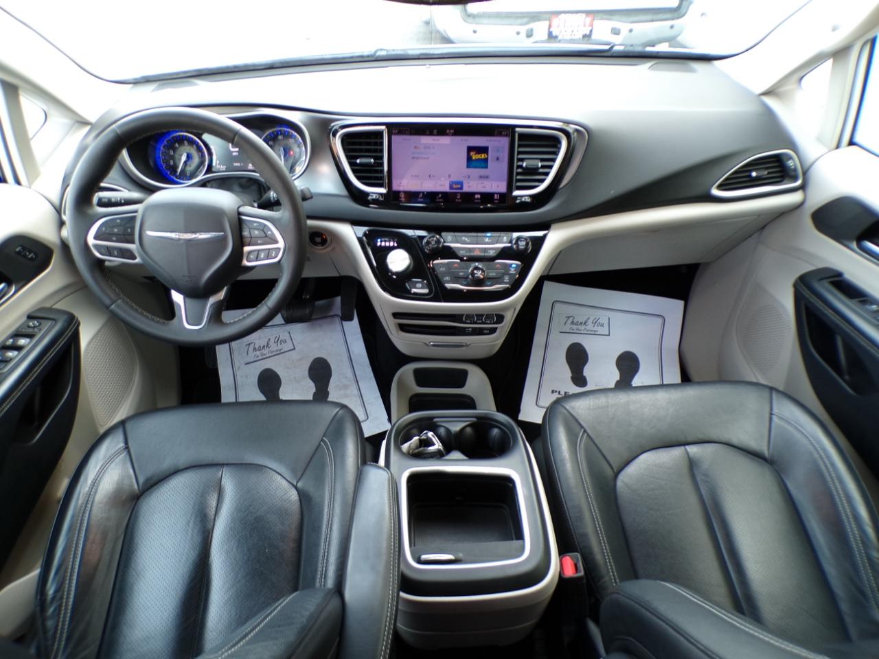 Chrysler Pacifica Touring L FWD 2022