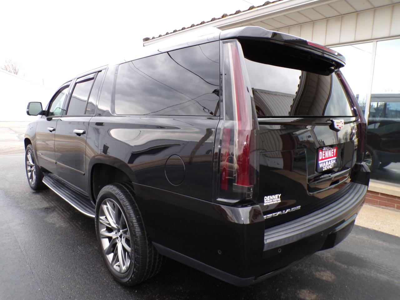 Cadillac Escalade ESV 4WD 4dr Luxury 2019