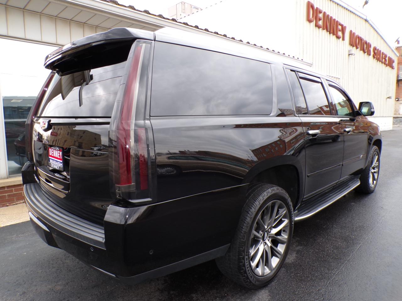 Cadillac Escalade ESV 4WD 4dr Luxury 2019