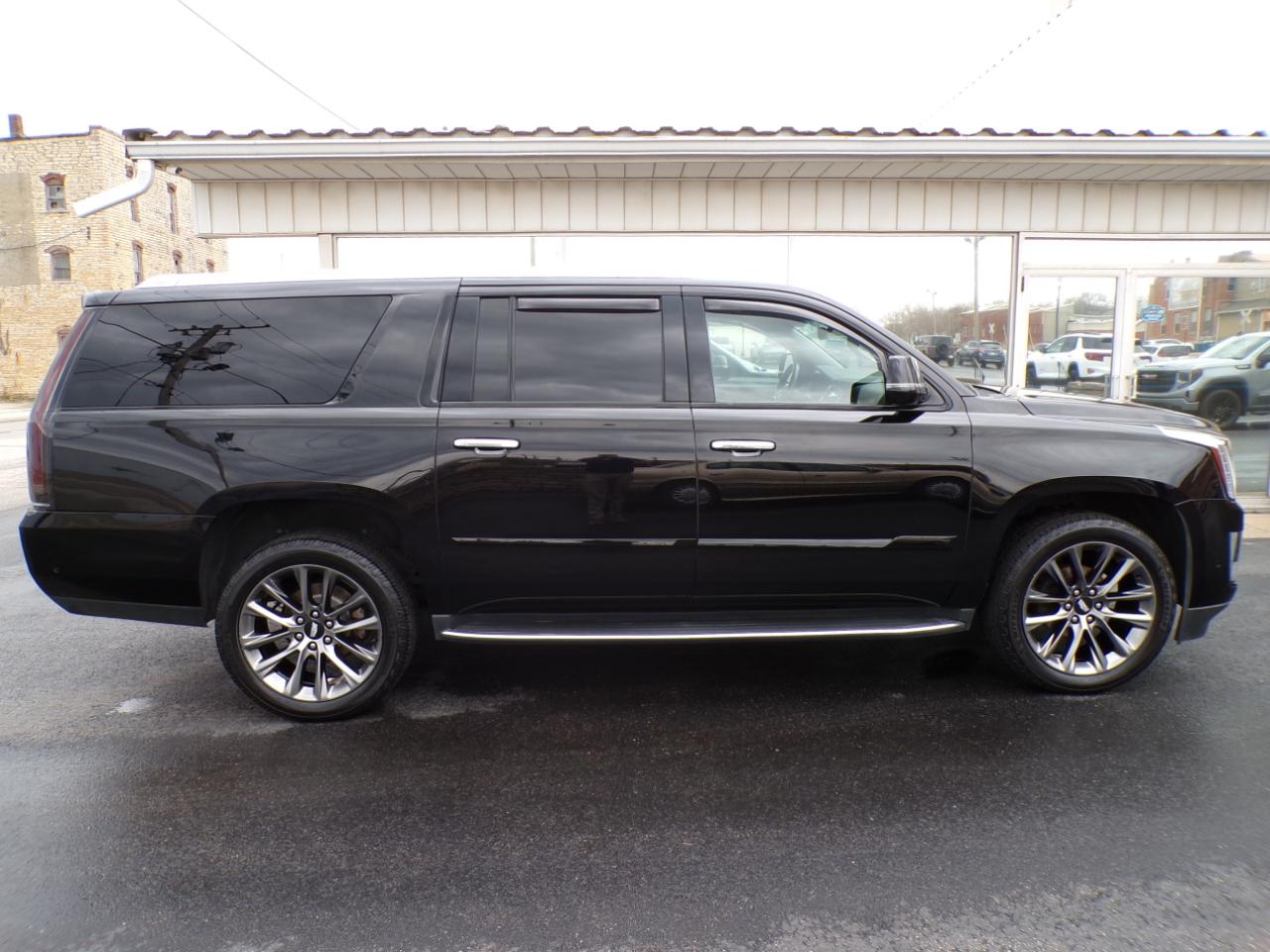 Cadillac Escalade ESV 4WD 4dr Luxury 2019