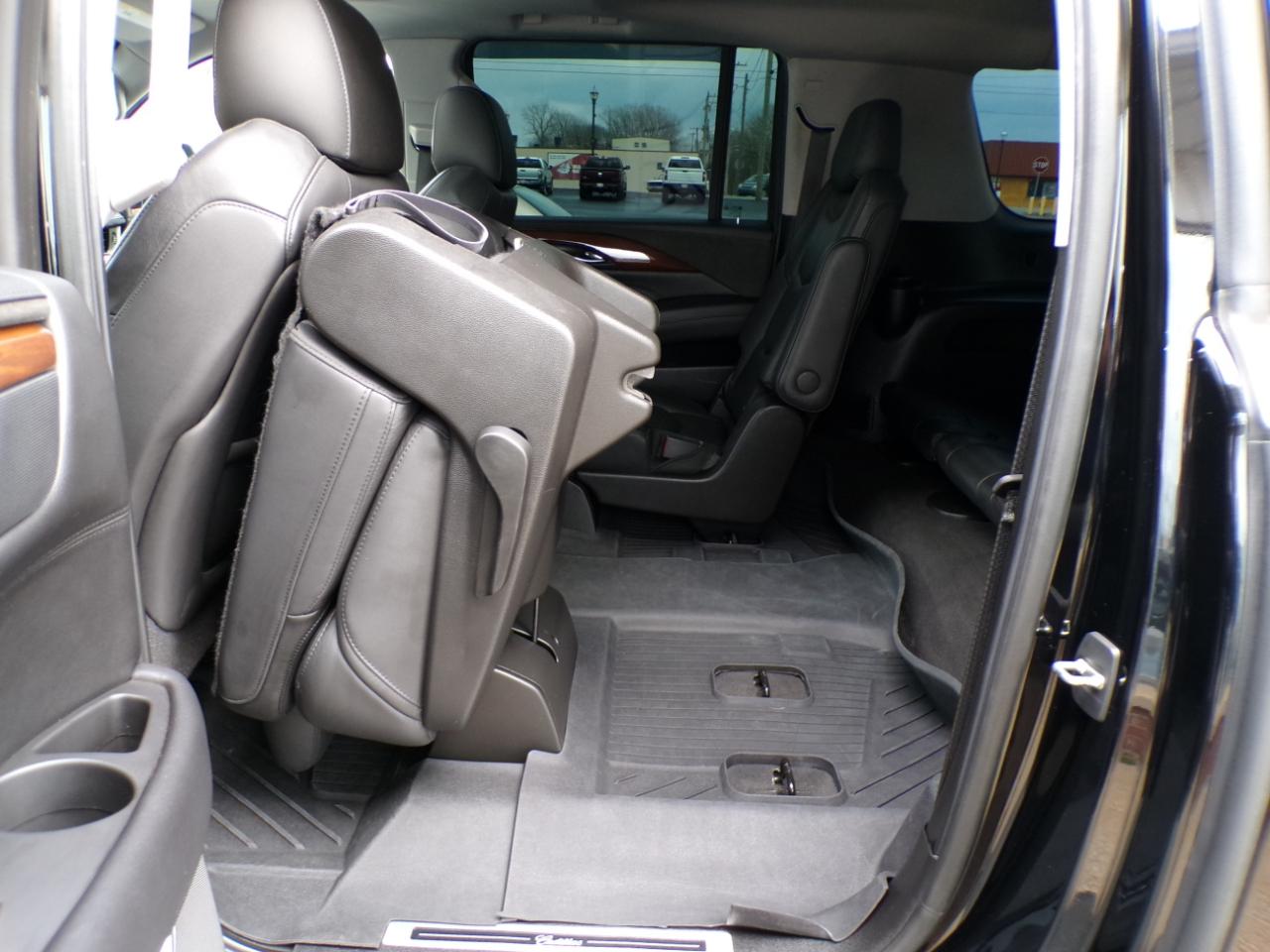 Cadillac Escalade ESV 4WD 4dr Luxury 2019