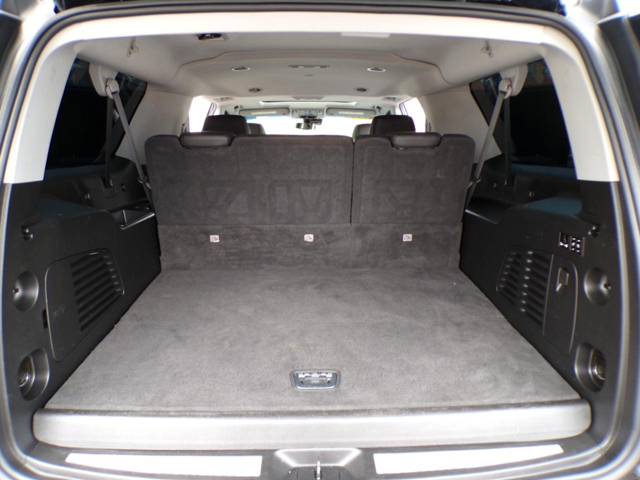 Cadillac Escalade ESV 4WD 4dr Luxury 2019