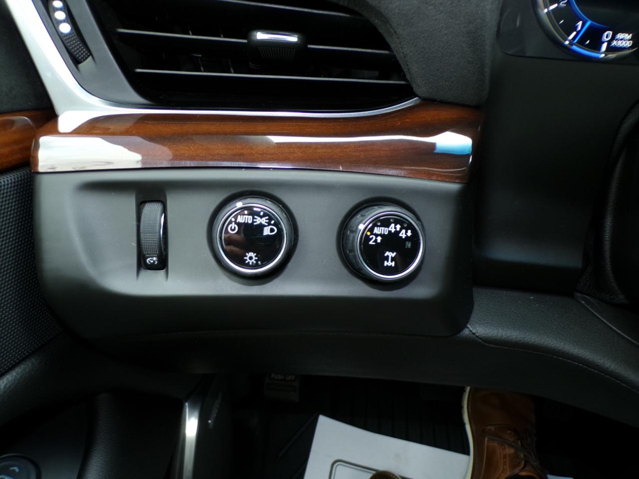 Cadillac Escalade ESV 4WD 4dr Luxury 2019