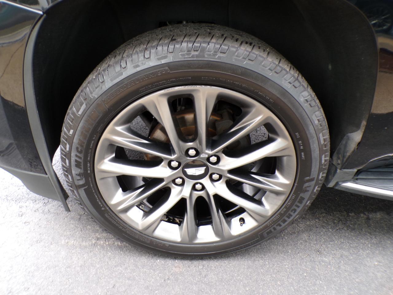 Cadillac Escalade ESV 4WD 4dr Luxury 2019