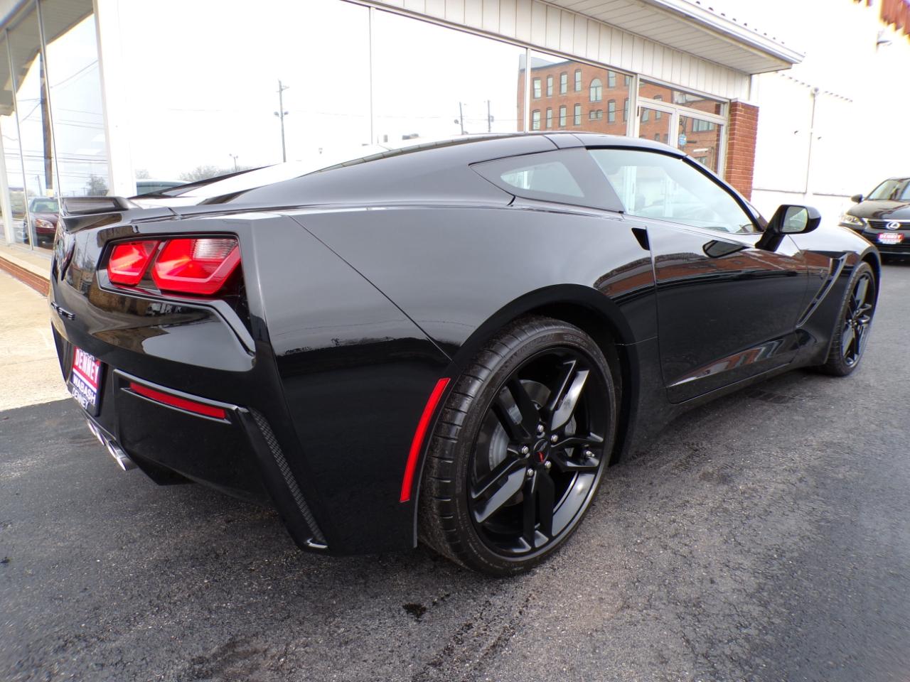 Chevrolet Corvette 2dr Stingray Cpe w/1LT 2019