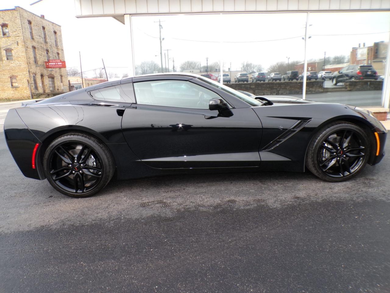 Chevrolet Corvette 2dr Stingray Cpe w/1LT 2019