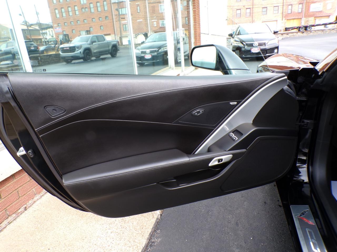 Chevrolet Corvette 2dr Stingray Cpe w/1LT 2019