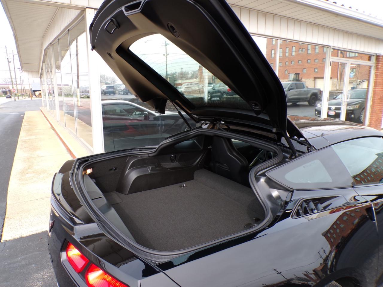 Chevrolet Corvette 2dr Stingray Cpe w/1LT 2019