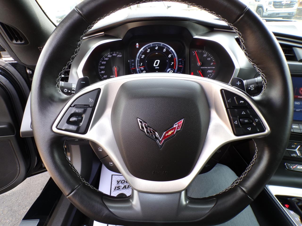 Chevrolet Corvette 2dr Stingray Cpe w/1LT 2019