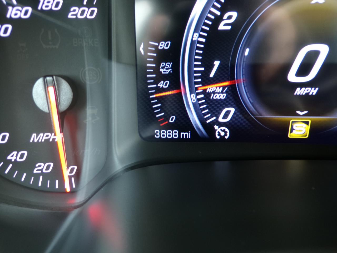 Chevrolet Corvette 2dr Stingray Cpe w/1LT 2019