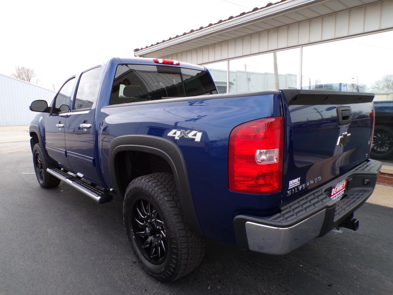 Chevrolet Silverado 1500 4WD Crew Cab 143.5" LT 2012
