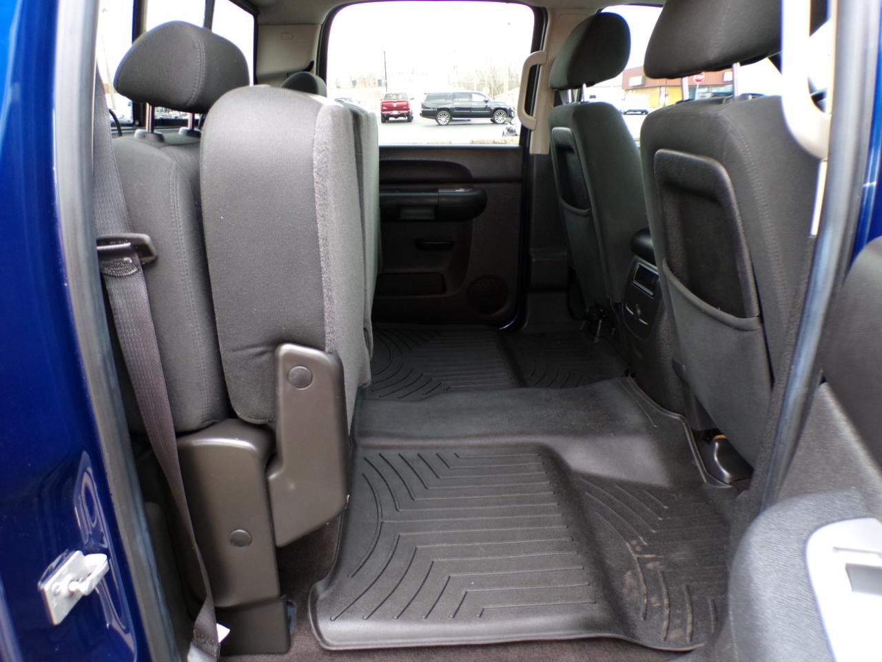 Chevrolet Silverado 1500 4WD Crew Cab 143.5" LT 2012