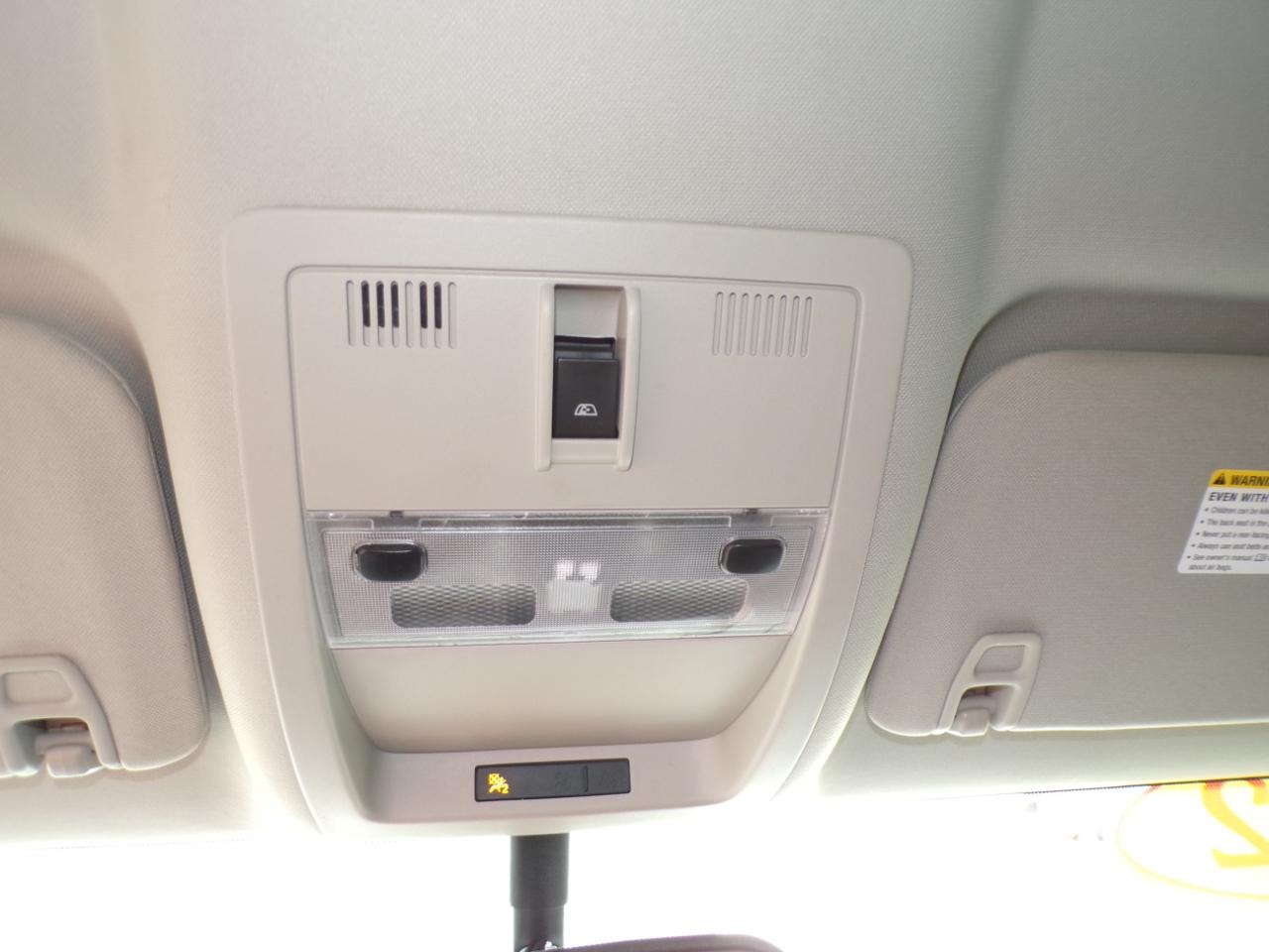 Chevrolet Silverado 1500 4WD Crew Cab 143.5" LT 2012