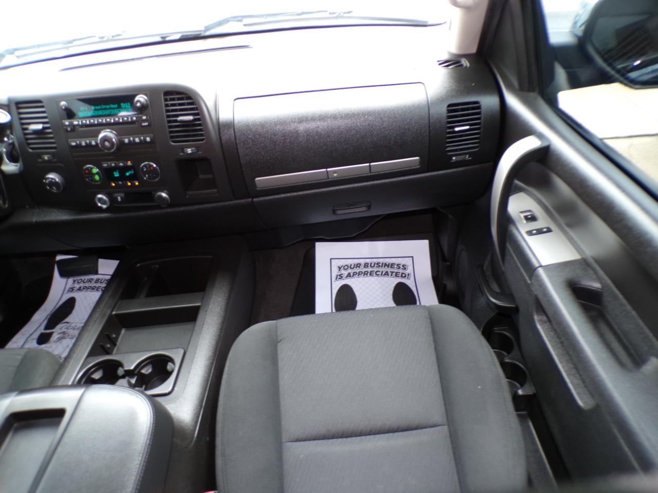 Chevrolet Silverado 1500 4WD Crew Cab 143.5" LT 2012